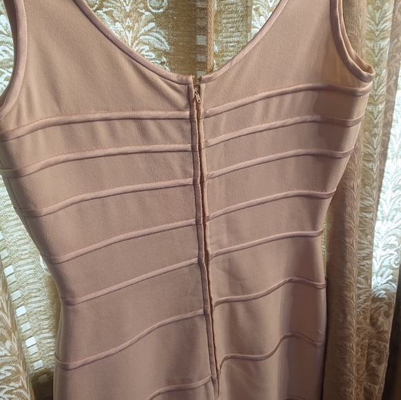 Vintage Kenar Cream with Satin Creme piping - Picture 3 of 4